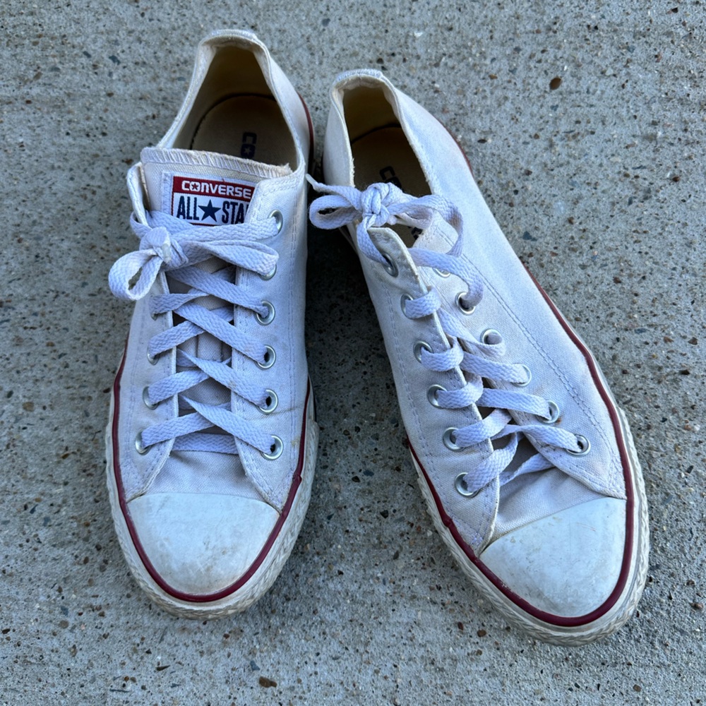 White low top converse